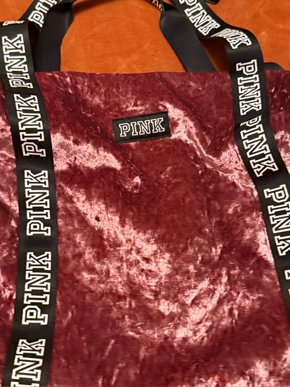 Victoria’s Secret Pink Dusty Pink Velvet Duffle Bag - Picture 3 of 11